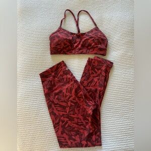 Lululemon workout set